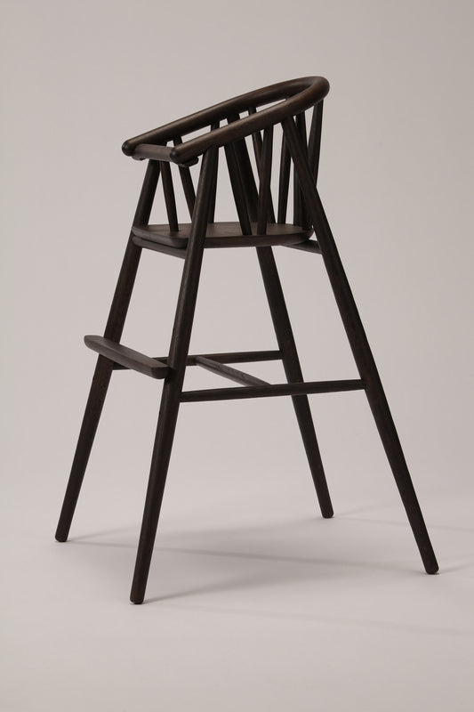 Saga Højstol, Røget eg