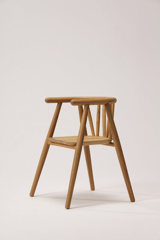 Storm børnestol, Eg